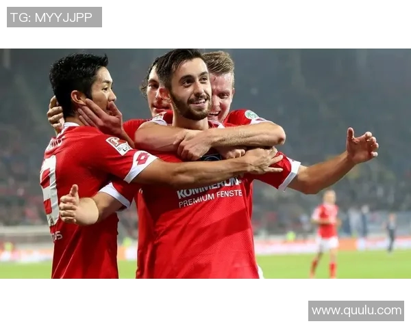 沃尔夫斯堡客负弗赖堡，德甲排名下滑势头受挫